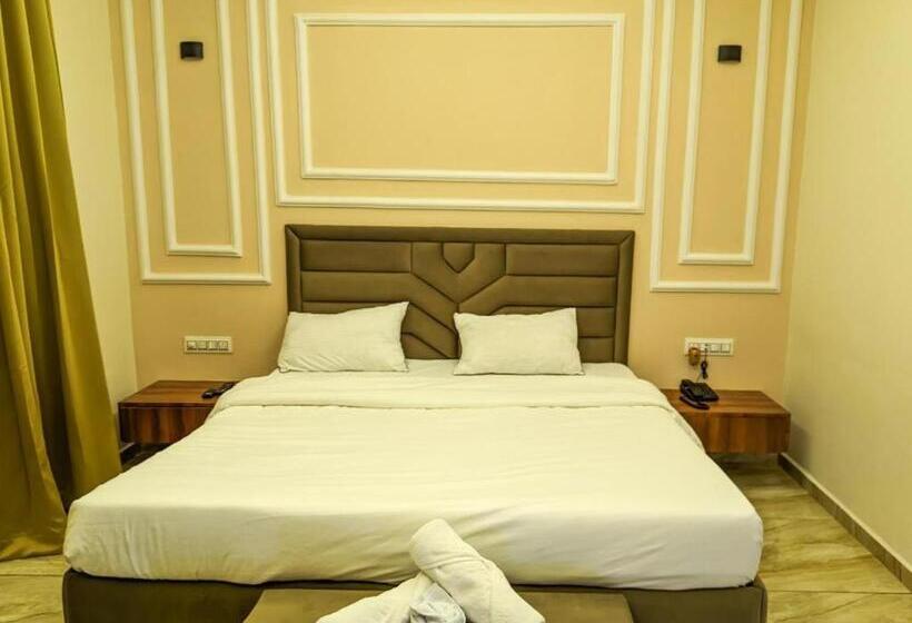 Номер Deluxe, The Royal Rivera Resort