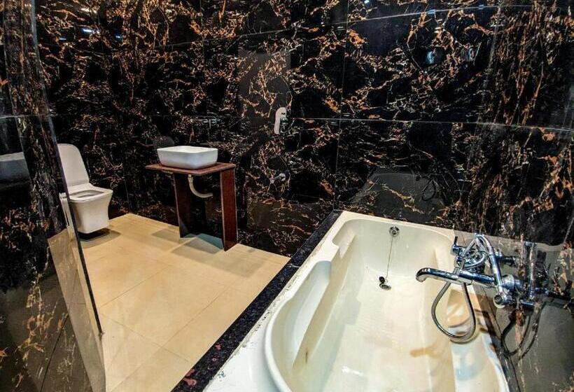 스탠다드 룸 가든 전망, The Royal Rivera Resort