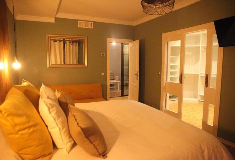 스위트, La Parada De Posadas