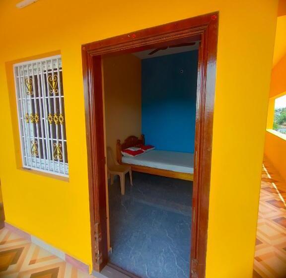 Standard room with outdoor bath, Pushpa Mahal A/c & Pushpa Residency