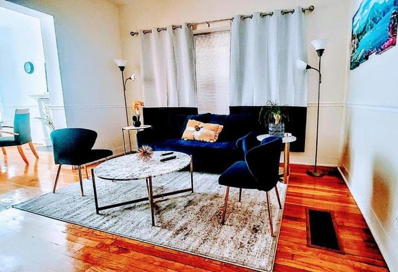 חדר סטנדרט חדר אמבטיה משותף, Chateau De Woodlawn   Room Ii   Le Parisienne