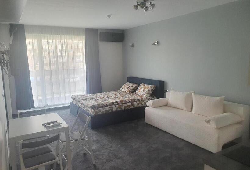 패밀리 스튜디오, димоти апартхотел