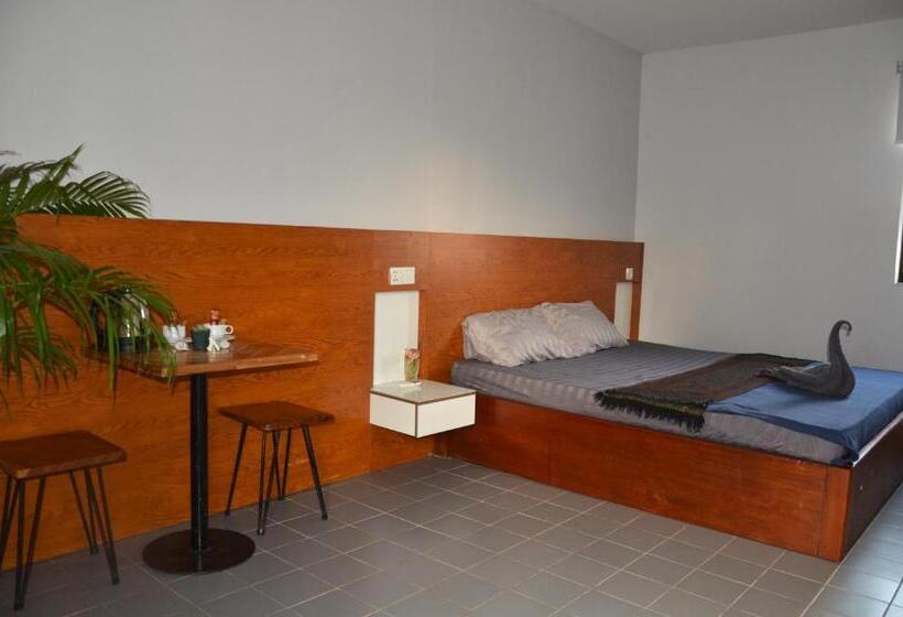 חדר סטנדרט, Cosmos Guesthouse Snack Bar