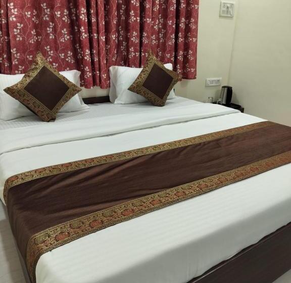 デラックスルーム, Banaras Guest House