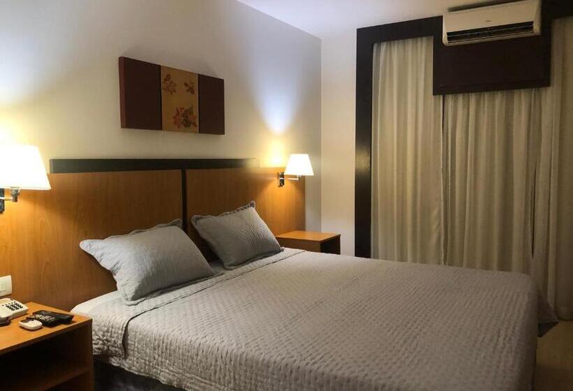 اتاق استاندارد با تخت بزرگ, Flat 315   Comfort Hotel Taguatinga