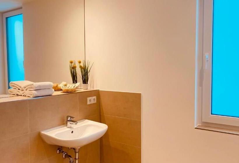 اتاق اکونومی, Guesthouse Große Linde