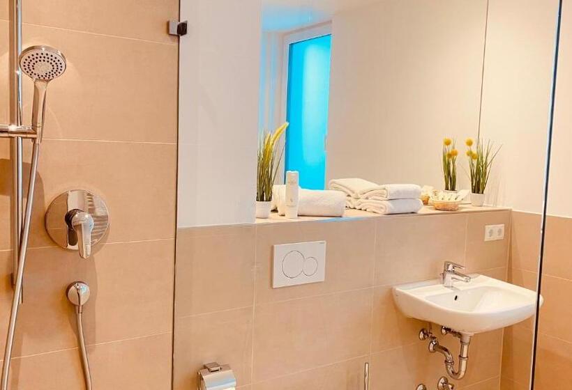 اتاق اکونومی, Guesthouse Große Linde