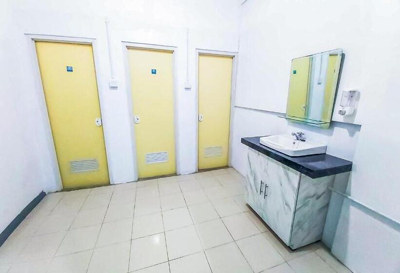 공동 객실, Shooting Star Hostel Kuta Redpartner   Mixed Dormitory