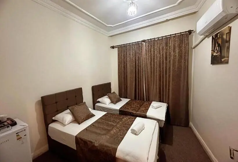 اتاق استاندارد یک نفره, Konak Otel Suriçi