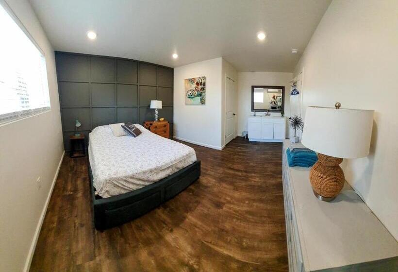 Family Suite, Bigfoot Hideout