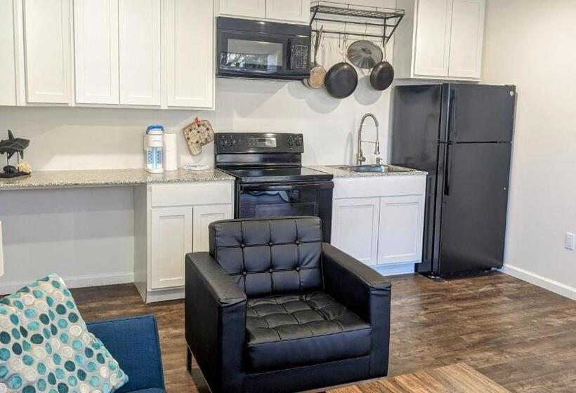 Family Suite, Bigfoot Hideout