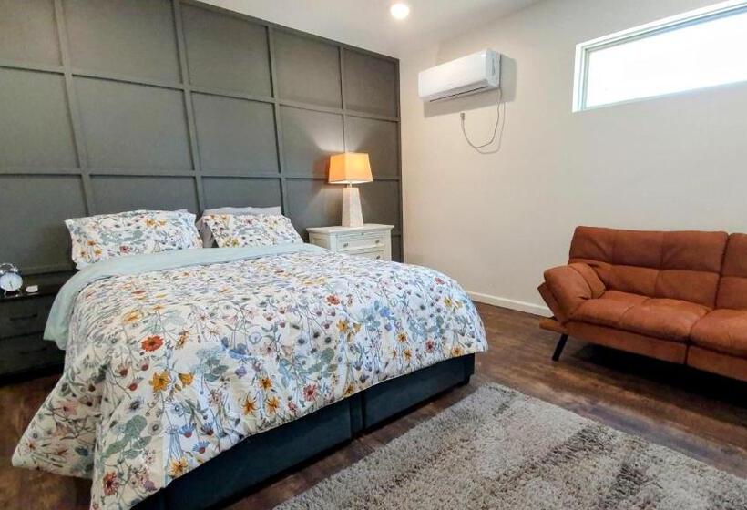 Family Suite, Bigfoot Hideout