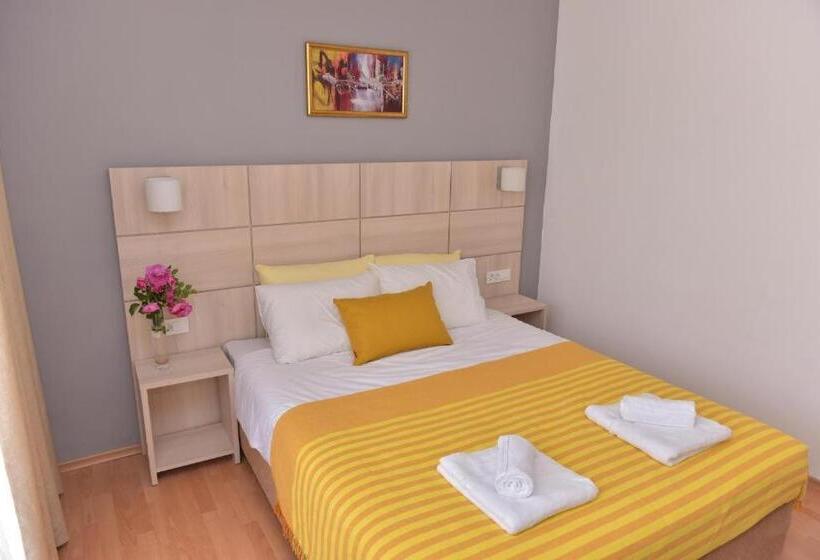 اتاق استاندارد با وان آب گرم, Villa Vlae