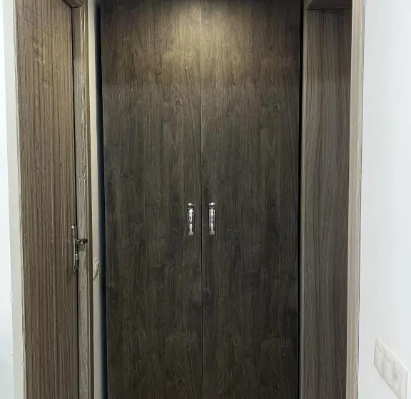 Standard-huone, Aparan