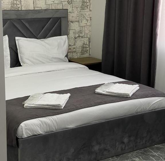 エコノミールーム, Aparan