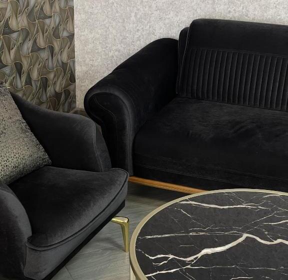 スーペリアールーム, Aparan