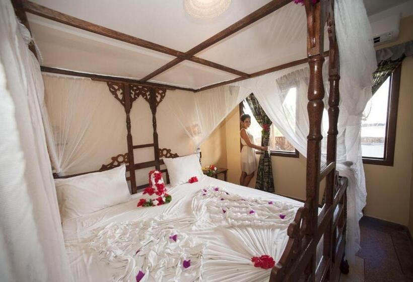 غرفة قياسية مطلّة علي الحديقة, Jaz Amaluna