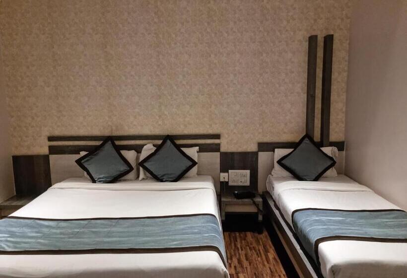 Трехместный Номер Deluxe, Kiara Eshosans Palace