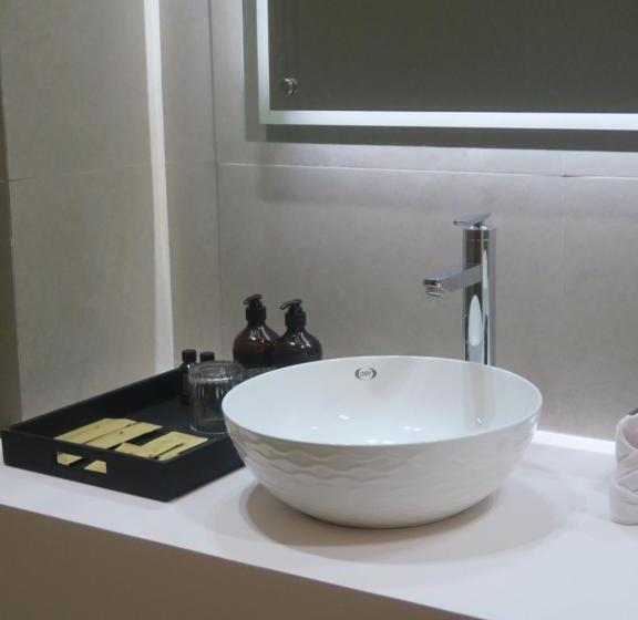 إستوديو قياسى, Villa Valito