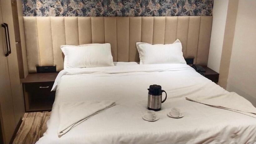 غرفة كلاسيكية ثلاثية, Oyo Flagship Hotel Mithila Shiv Palace