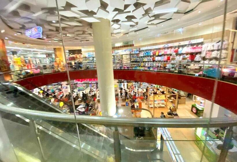 Appartement met 2 Slaapkamers, Group Friendly 2br Cebu Condo With Mall Access