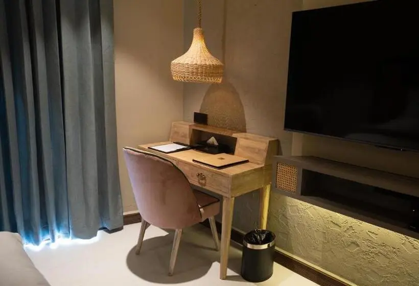 اتاق لوکس, Origin Boutique