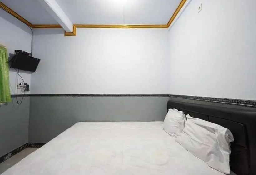 デラックスルーム, Oyo 93628 Scorpion Guest House & Beach