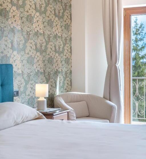 חדר סטנדרט עם מרפסת, Rasinus