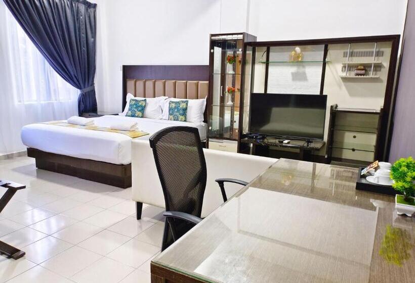 اتاق سوپریور خانوادگی, Salaam Suites