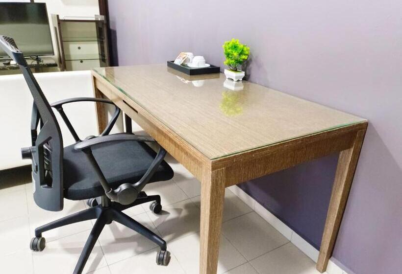 اتاق سوپریور خانوادگی, Salaam Suites