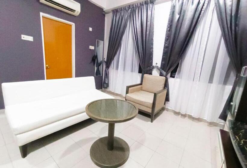 اتاق سوپریور خانوادگی, Salaam Suites