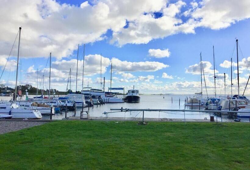 דירת חדר בקומת קרקע, Appartementhaus Möwe