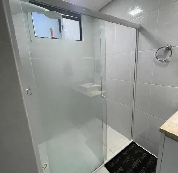 スタンダードルーム, Casa Com Quarto Disponível Em Guaramirim