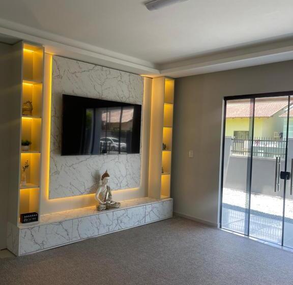 Номер Стандарт, Casa Com Quarto Disponível Em Guaramirim