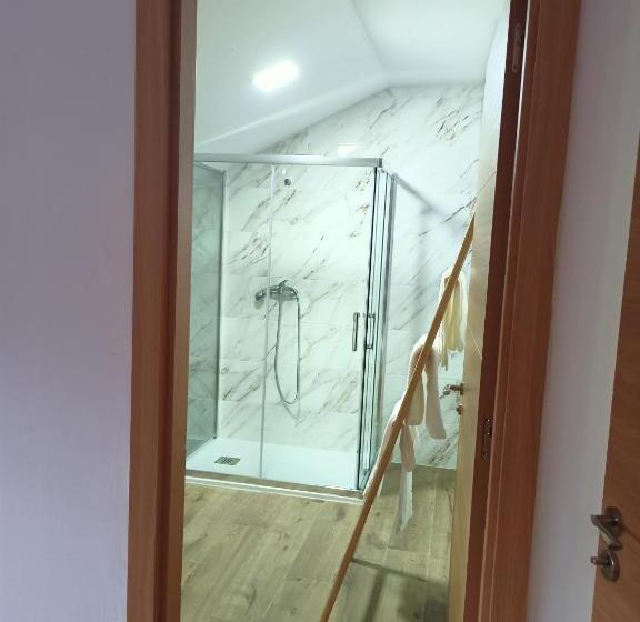 Люкс, Casa Do Avò