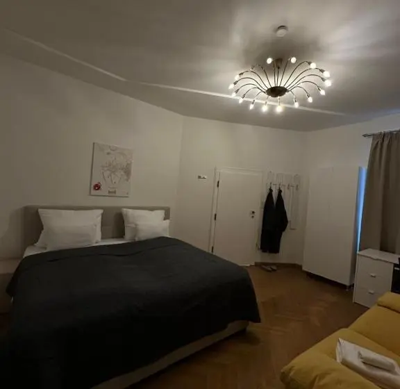 اتاق استاندارد با تخت بزرگ, Datri Petite Suite 1   3