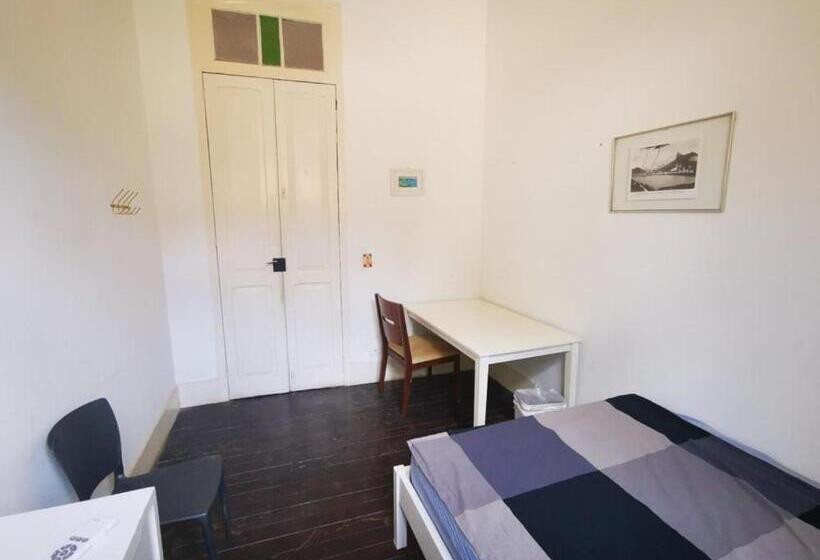 اتاق استاندارد با سرویس بهداشتی مشترک, Guattari House Santa Teresa