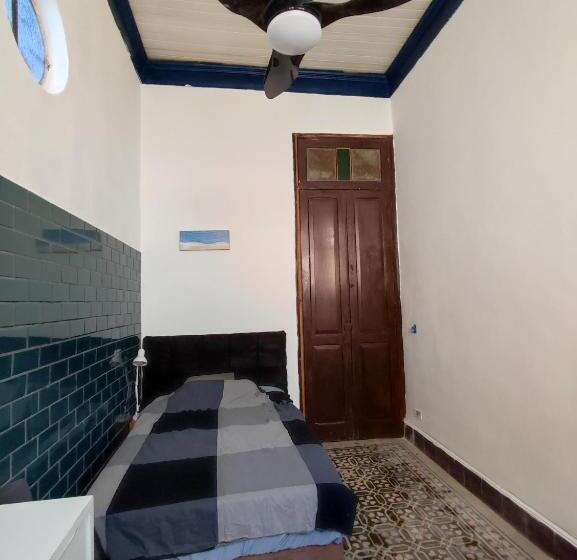 اتاق استاندارد یک تخته با سرویس بهداشتی مشترک, Guattari House Santa Teresa