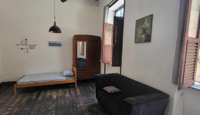 اتاق استاندارد, Guattari House Santa Teresa