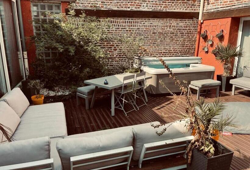 标准间, Studio Indépendant Et Calme Avec Jacuzzi à Lille