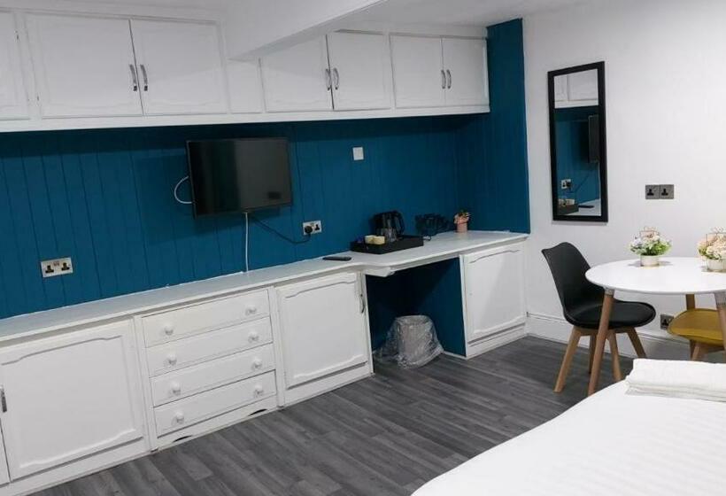 스탠다드 룸, Avalon