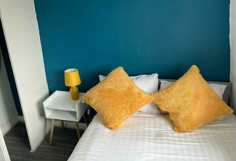 스탠다드 룸, Avalon