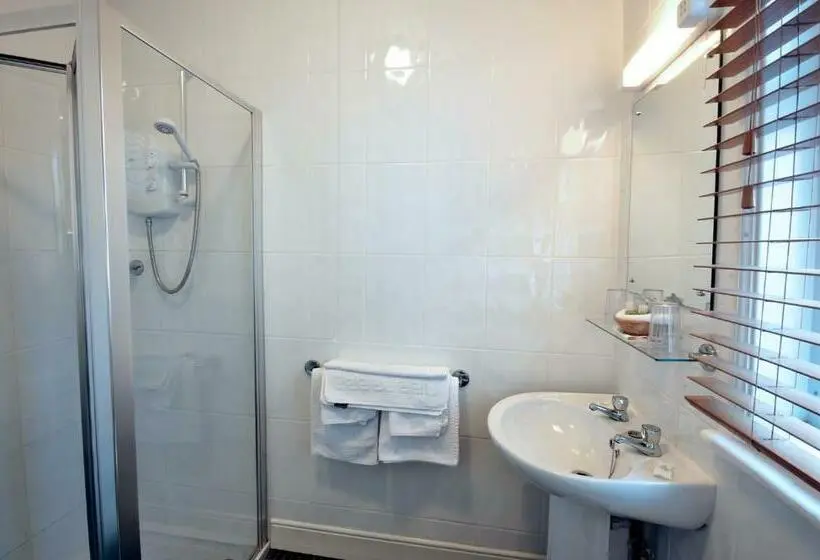 اتاق استاندارد, St Marys Guest House
