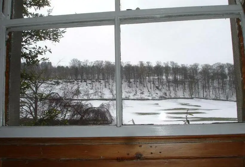 Standard Neljän Hengen Huone, Temple Farmhouse B&b