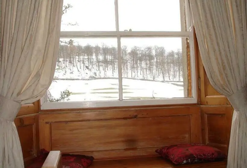 Standard Neljän Hengen Huone, Temple Farmhouse B&b
