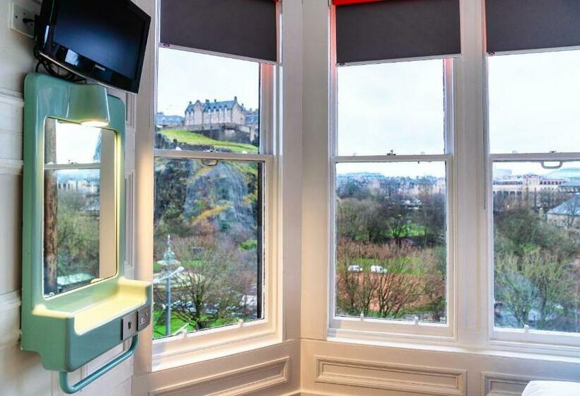 Номер Стандарт, Easyhotel Edinburgh