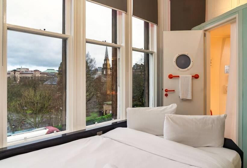 Номер Стандарт, Easyhotel Edinburgh