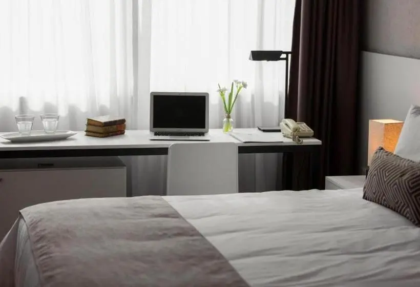 Standard Yhden Hengen Huone, Gran Hotel Flores