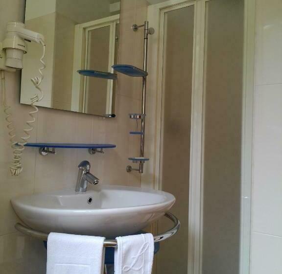 חדר אקונומי יחיד, Albergo Del Pino