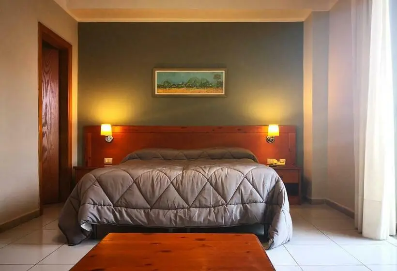 Economy Triple Room, Albergo Del Pino